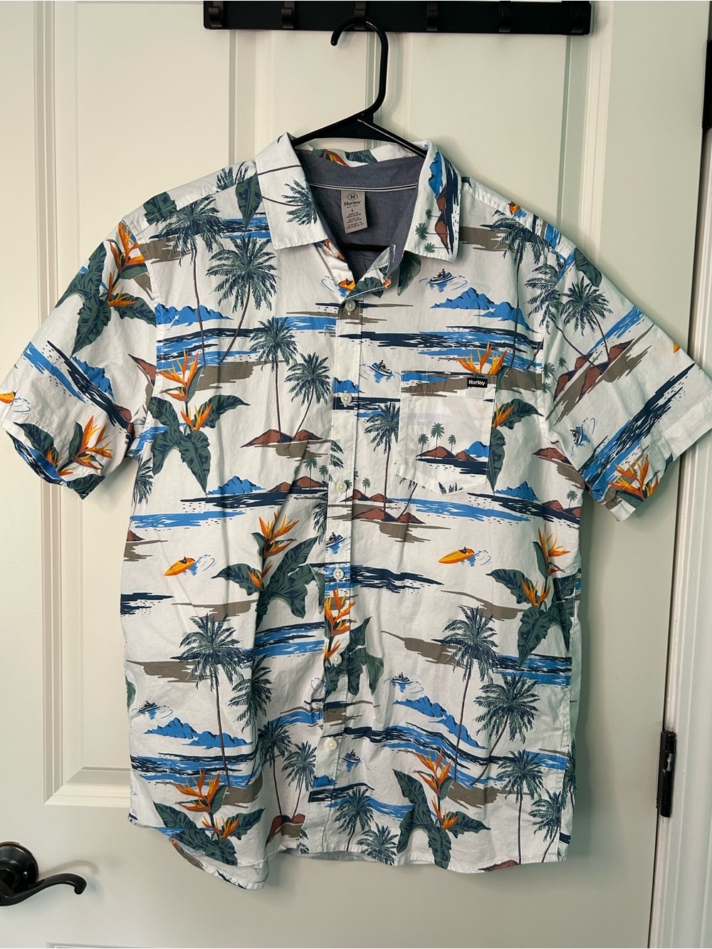 Hurley casual button-down menโs tropical print
